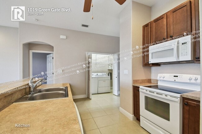 Photo - 1019 Green Gate Blvd