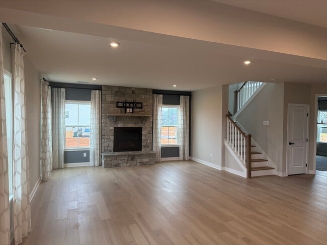 Photo - 7105 Myrtle Burl Wy