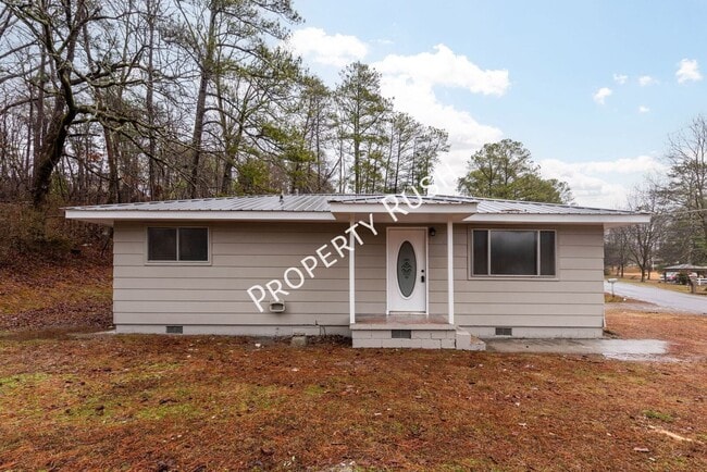 19 Diamond Dr