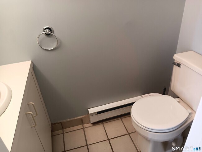 Photo - 585 Park Rd Unit 10-4