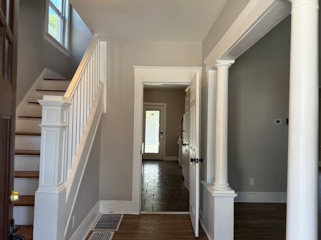 Photo - 3156 Rosina Ave