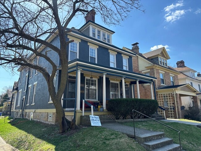 Building Photo - W 8th Ave 403-405 &amp; Belmont Ave 1523 RGI Unit 403 Rental