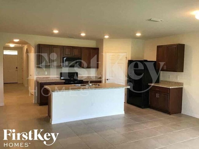 Photo - 2018 SW 19th Pl