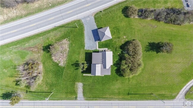 Building Photo - 14530 Dodge Ave Rental