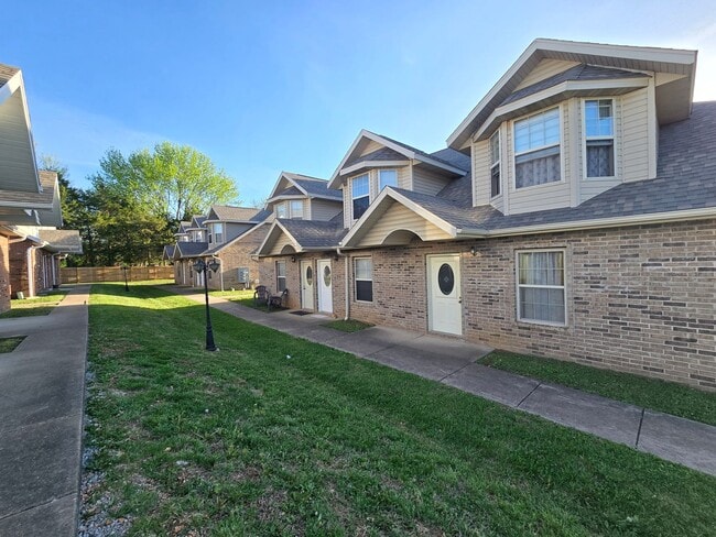 Photo - Capri Townhomes Unit 1401-1415 Frosty Drive