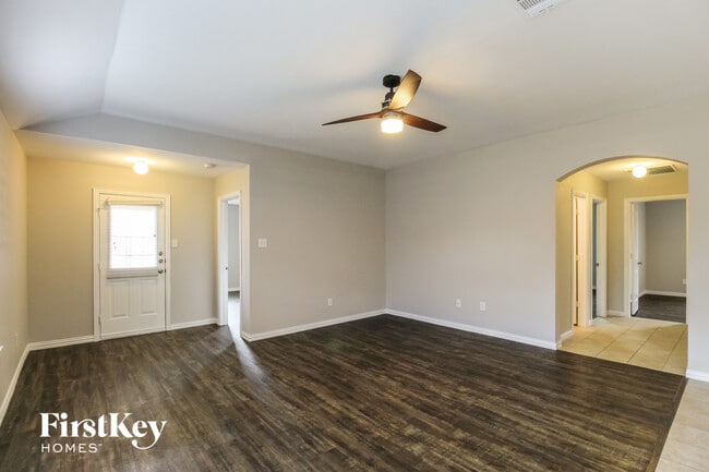 Photo - 1102 Ruby Ct