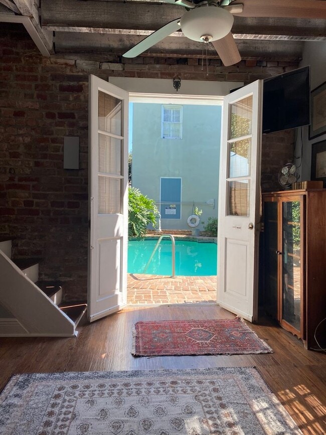 Photo - 1 BR / 1BA French Quarter Apt in Historic ...