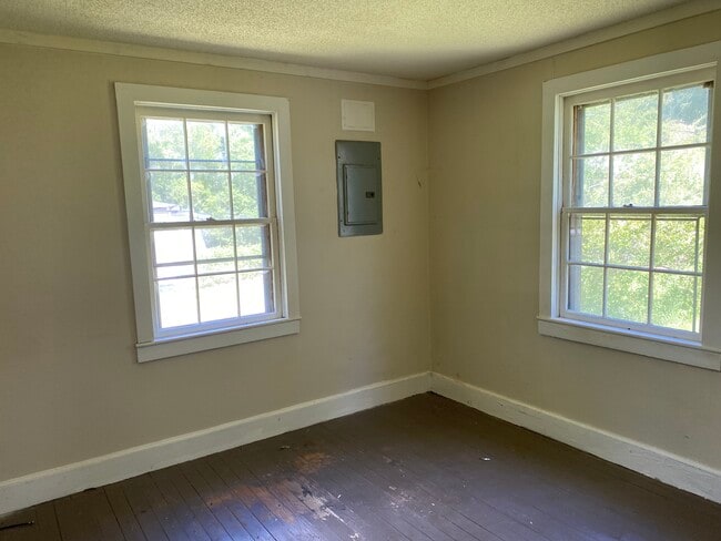 Photo - 107 Rouse St