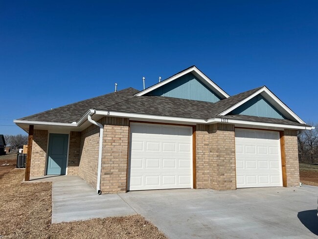 1311 SW Oklahoma Ave