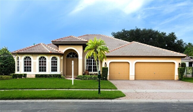 Photo - 18520 SW 39th Ct