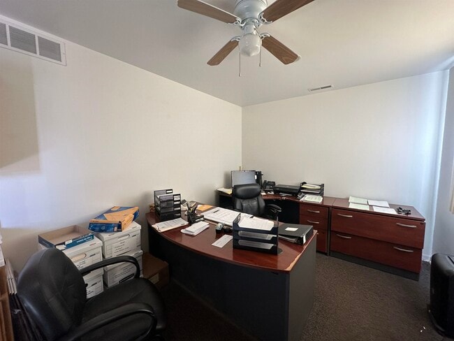 Photo - 2900 Graybill Dr