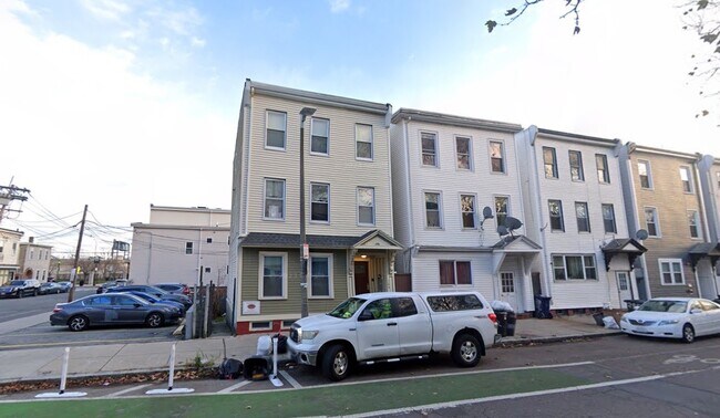 Photo - 289 Chelsea St Unit 2