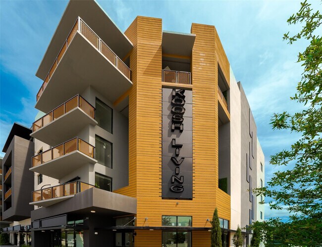 Building Photo - 2750 Griffin Rd Unit 309