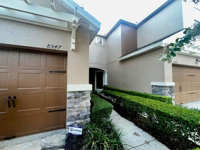 Photo - MOVE IN MAY-OVIEDO RENTAL!BEAUTIFUL 3 bd 2.5 bath townhome! 2 CAR ATTACHED GARAGE!FRESH PAINT!