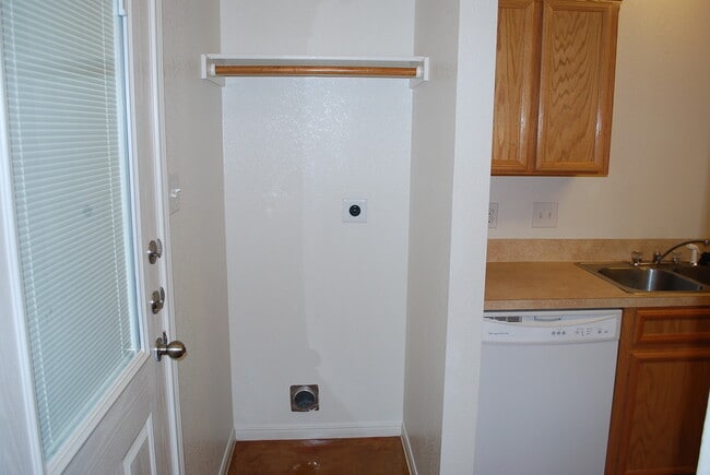 Photo - 922 RW Unit A-STILL OCCUPIED BY RESIDENT