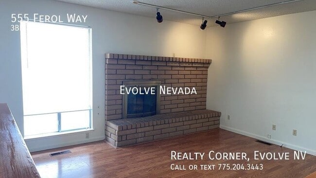 Photo - 555 Ferol Way