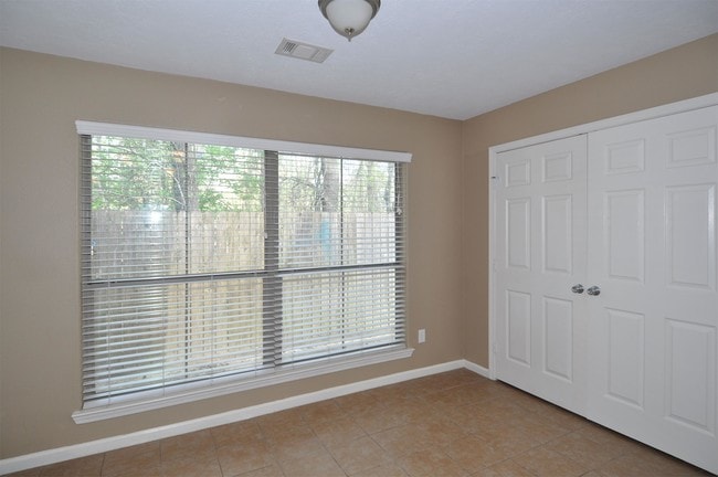 Photo - 21471 W Wallis Dr