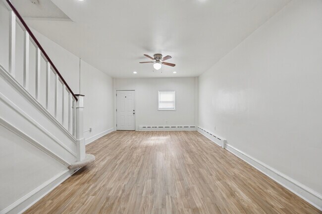 Photo - 6519 Allman St