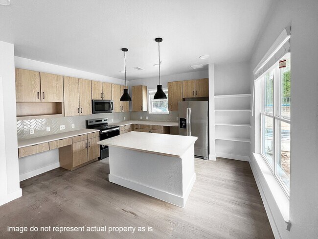 Photo - 2400 Montgomery Park Blvd