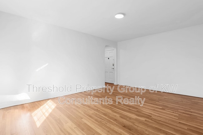 Photo - 451 E Town St Unidad 210