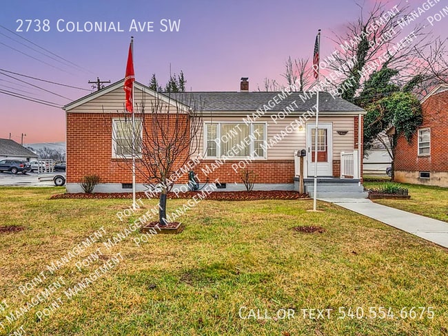 Building Photo - 2738 Colonial Ave SW