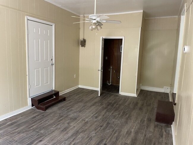 Photo - 210 Wildwood Terrace