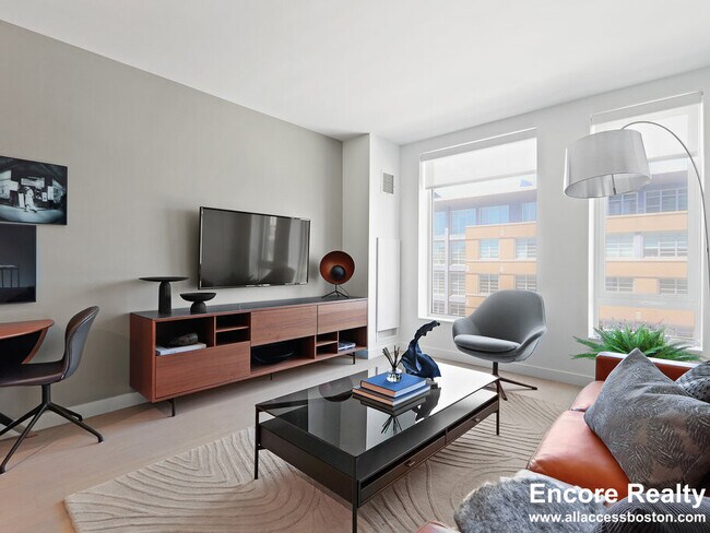 Photo - 390 Harrison Ave Unidad 521