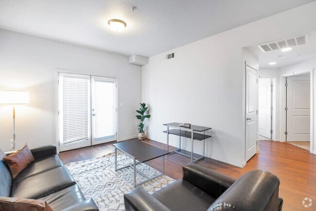 Building Photo - 1758 6th Ave Unit ID1261650P Rental