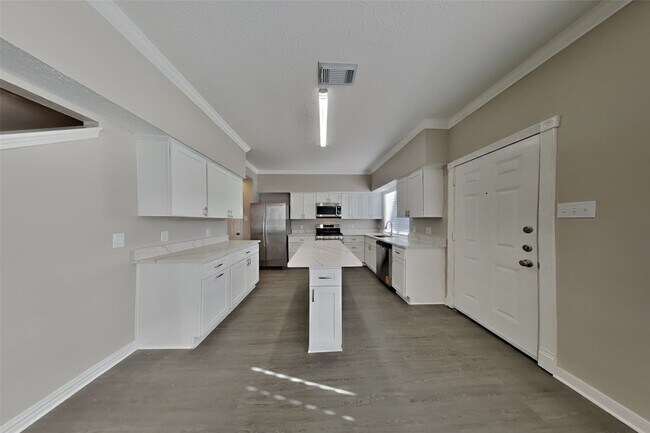 Photo - 6807 Oakbranch Manor Ln