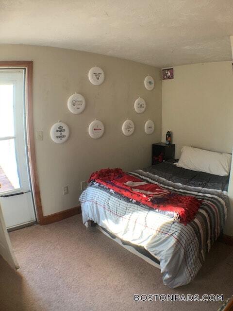 Photo - 121 Centre St Apartment Unit 3