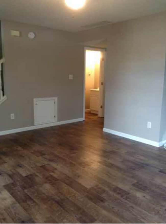 Photo - 3 bedroom, 2.5 bath Townhome *ASK US ABOUT...
