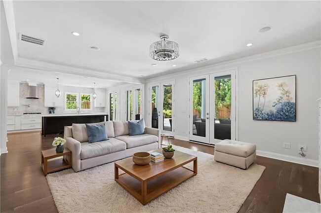Photo - 100 Cabots Cove Ct