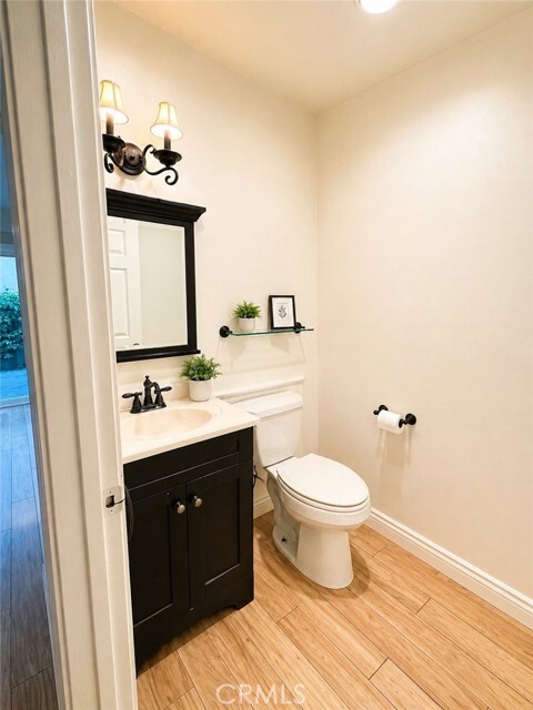 Photo - 25 Brookfield