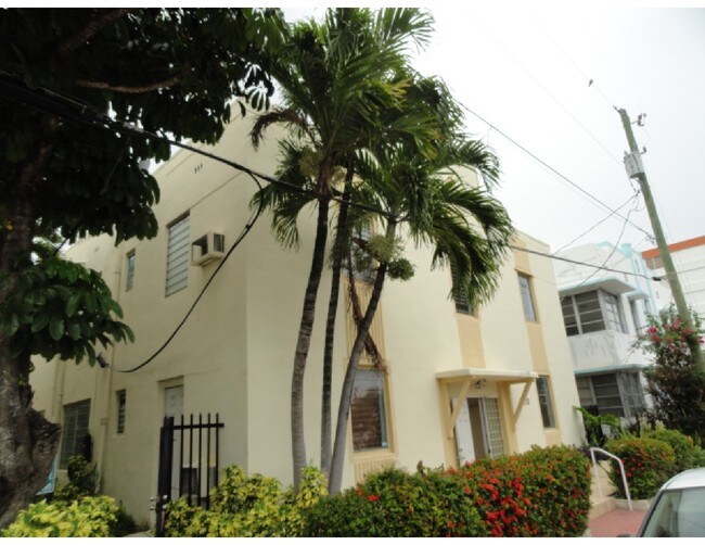 Building Photo - 7928 Harding Ave Unit 8 Rental