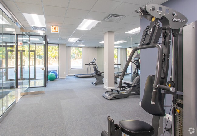 Fitness Center - Affinity on North Avenue