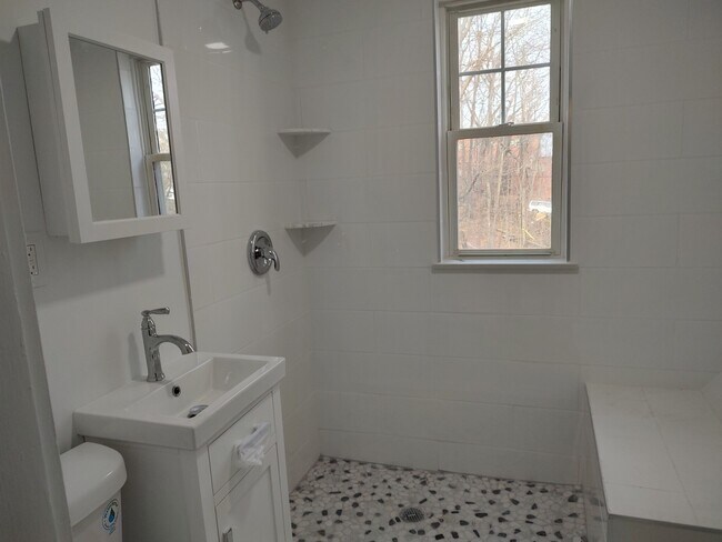 Photo - 14 Elliot Ter