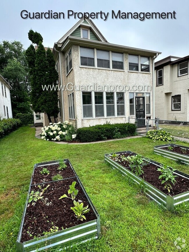 Building Photo - Northeast Spacious Upper Level Duplex, Har... Rental