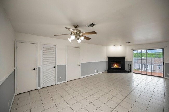 Photo - 102 Piccadilly Ln Unit 203