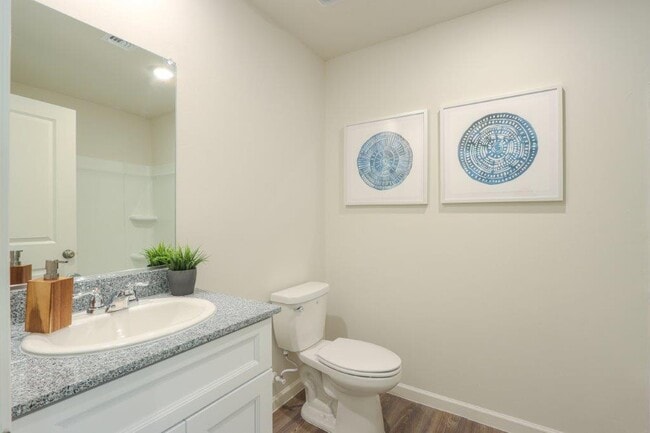 Photo - 2400 Tapatio Dr House