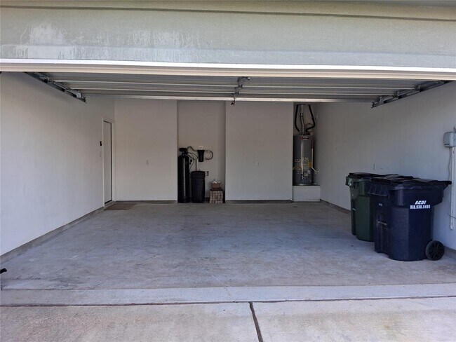 2121 Golden Grain Ln