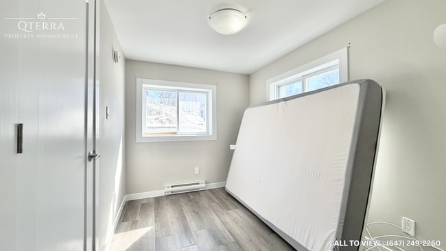 Photo - 142 Brock St