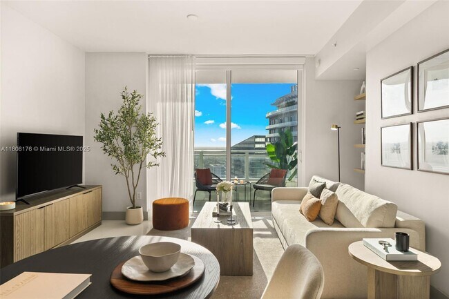 Building Photo - 1080 Brickell Ave Unit 3905 Rental