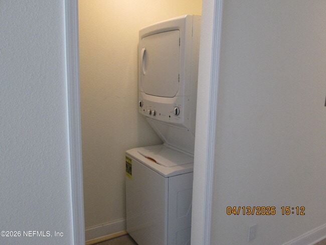 Photo - 1200 Bretta St