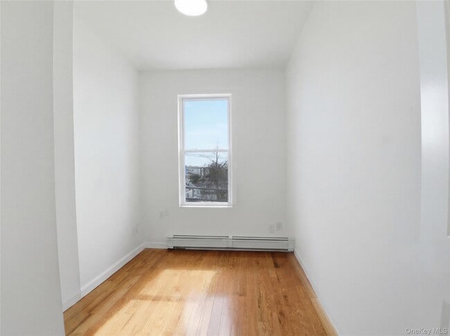 Photo - 2857 Lawton Ave