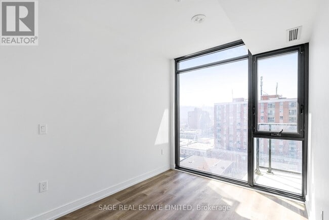 Photo - 1 Jarvis St Unit 1004