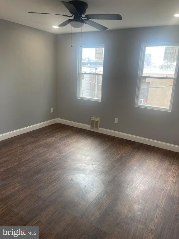 Building Photo - 5618 Appletree St