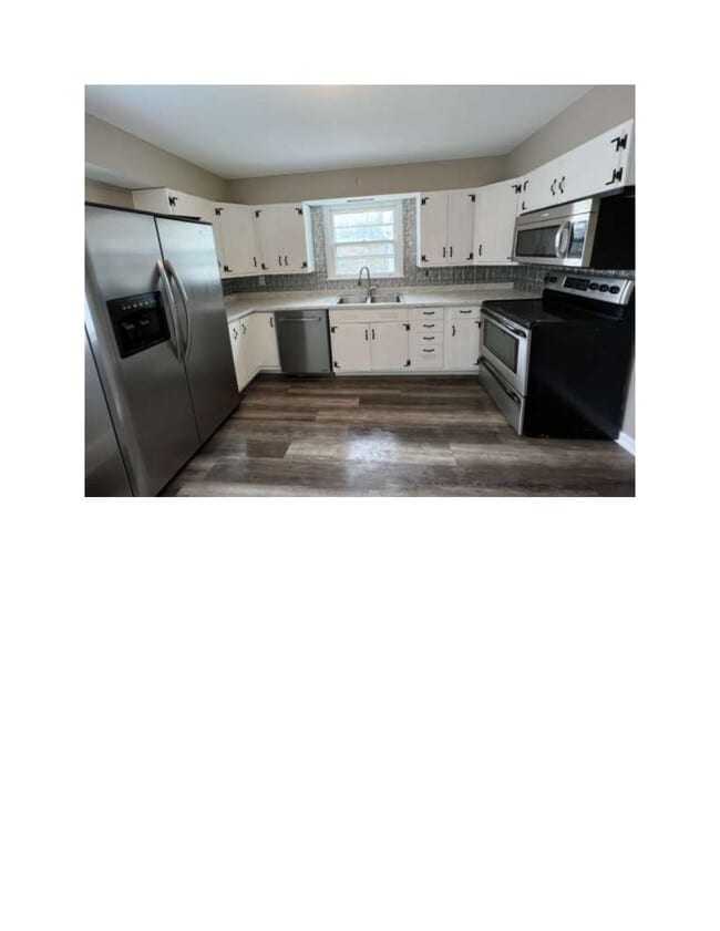 Photo - 401 Hyde Park Dr