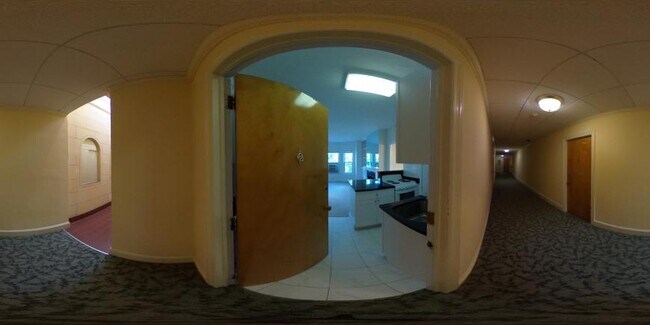 Building Photo - 2 bedroom in Brookline MA 02446 Rental