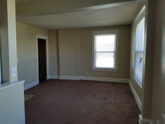 4218 Harrison