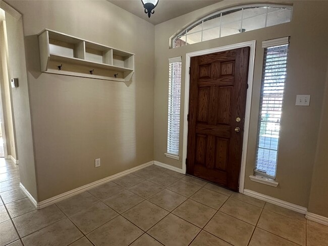 Photo - 8466 Davis Dr